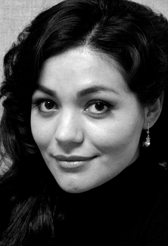 Ailyn Perez [Sopran USA Oper Repertoire Aufnahmen]